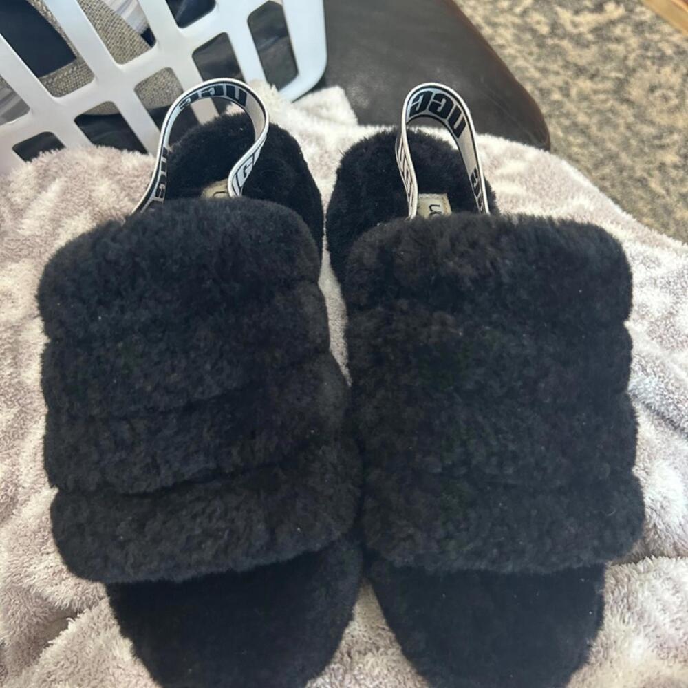 UGG Fuzzy Slippers - Picture 2 of 4